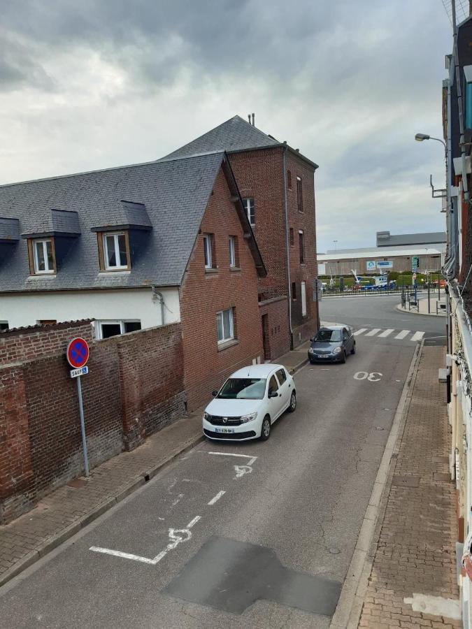 Maison de pêcheur idéalement située. Le Tréport Exterior foto